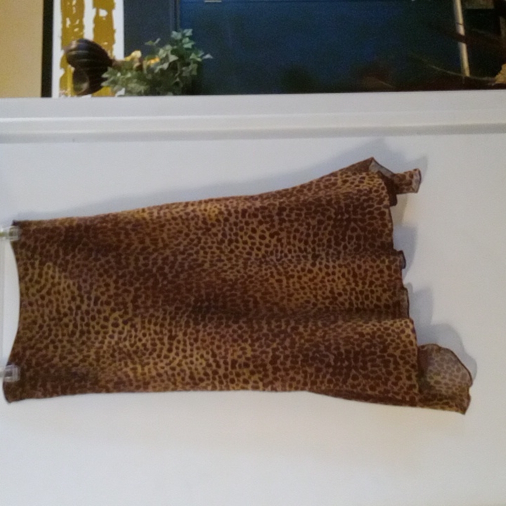 INC,8, leopard print